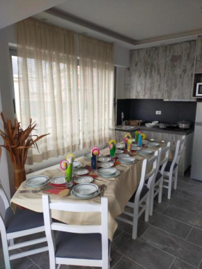 RAINBOW HOUSE APARTMENT SARANDA
